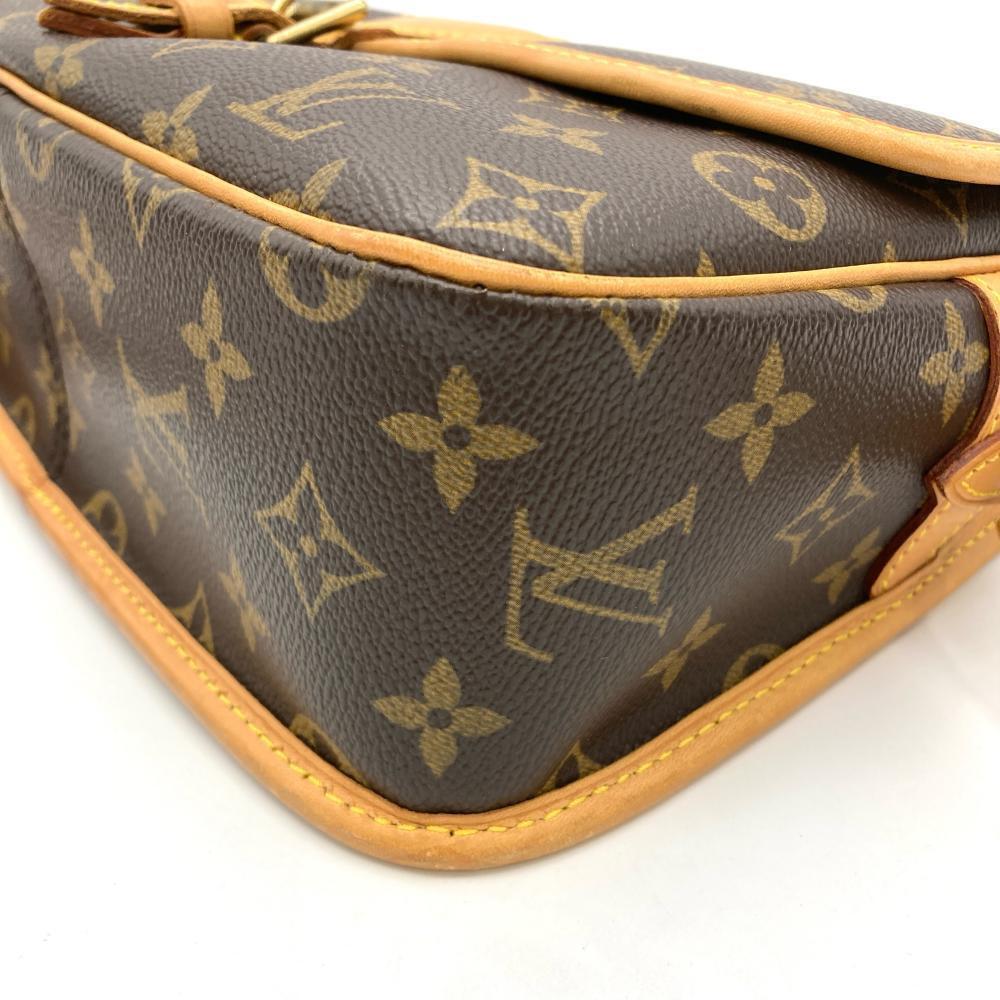 Louis Vuitton Sologne Shoulder Bag Monogram Canvas Brown - Picture 3 of 10
